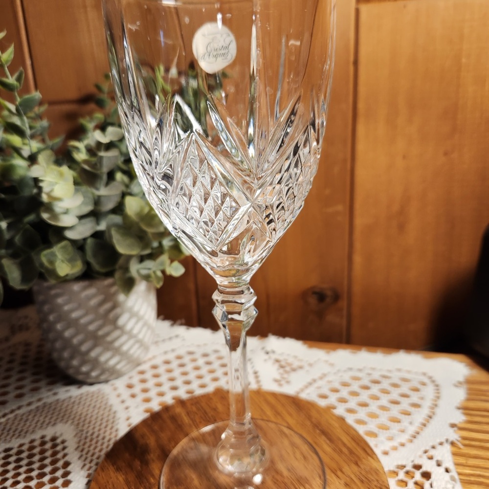 Crystal D’Arques Durand Crystal Wine Glass